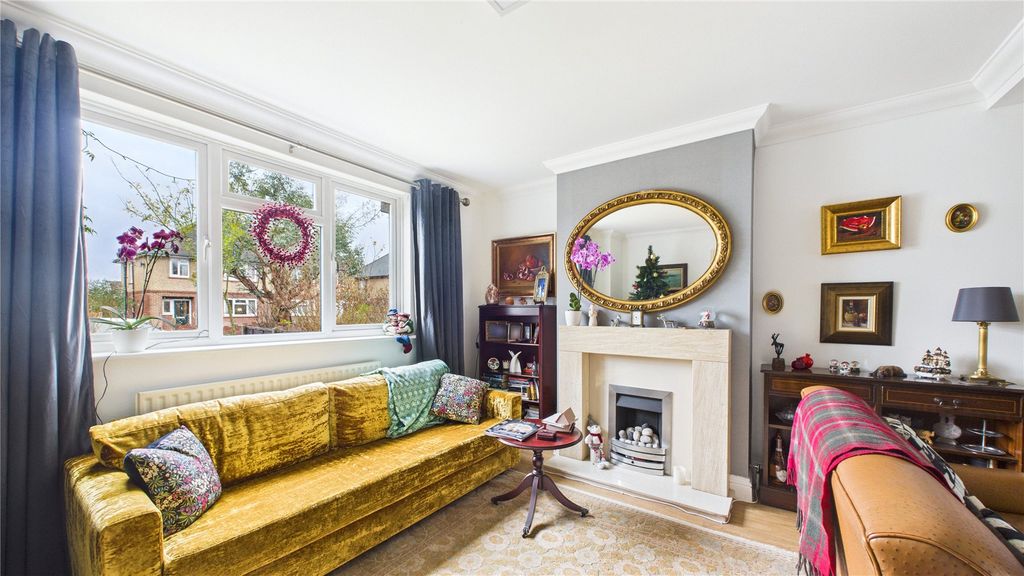 Property photo 3 of 18 Picture 3