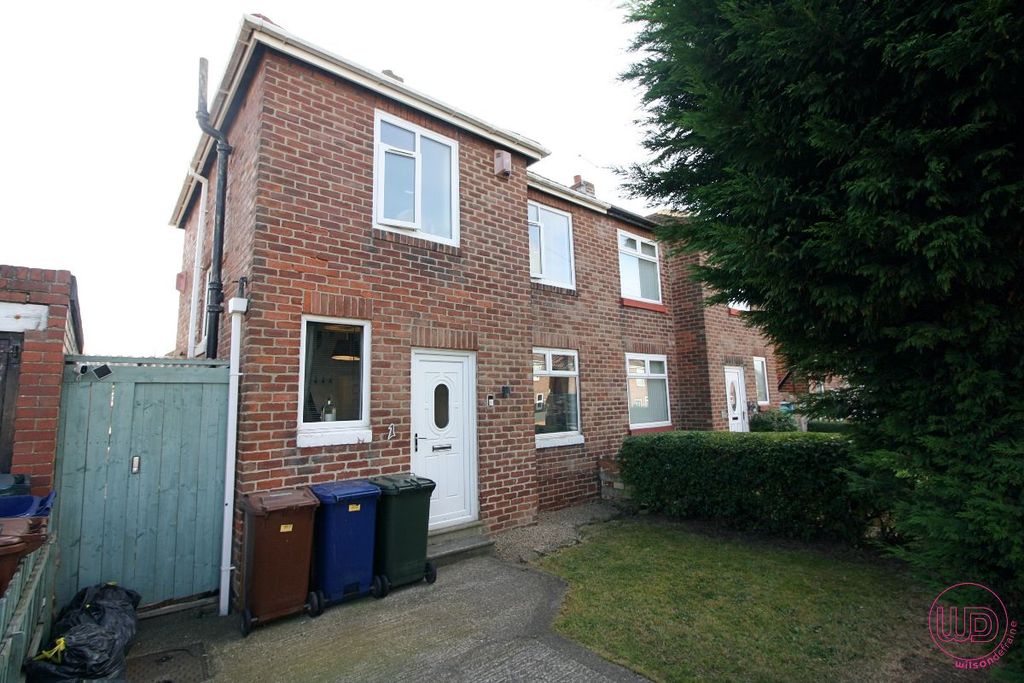 Property photo 2 of 29
