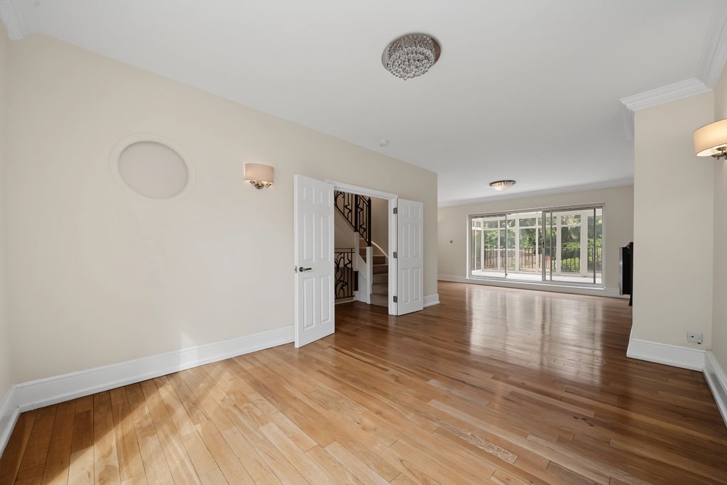 Property photo 1 of 14 5030090