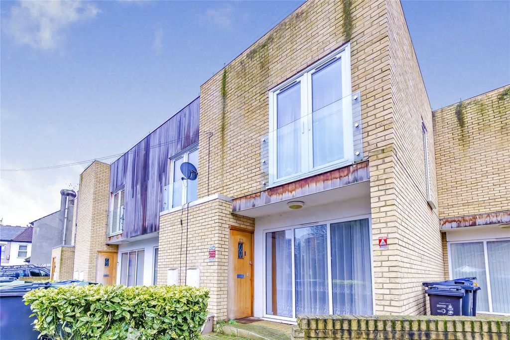 Property photo 1 of 9 Picture No. 33