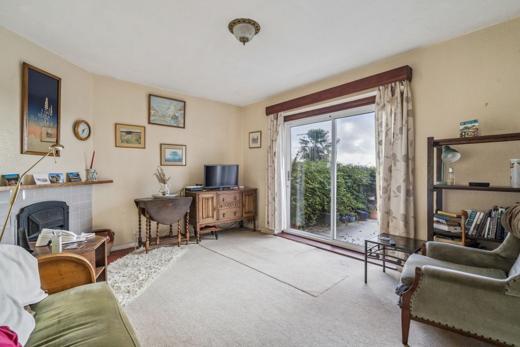 Property photo 3 of 16 Photo 5