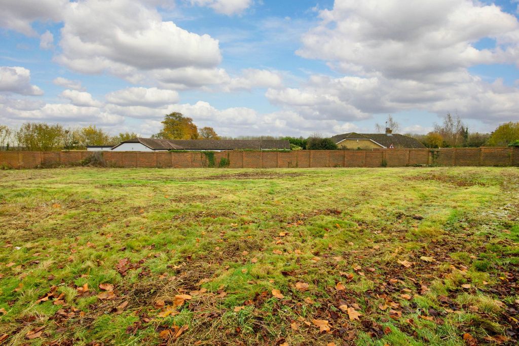 Property photo 1 of 7