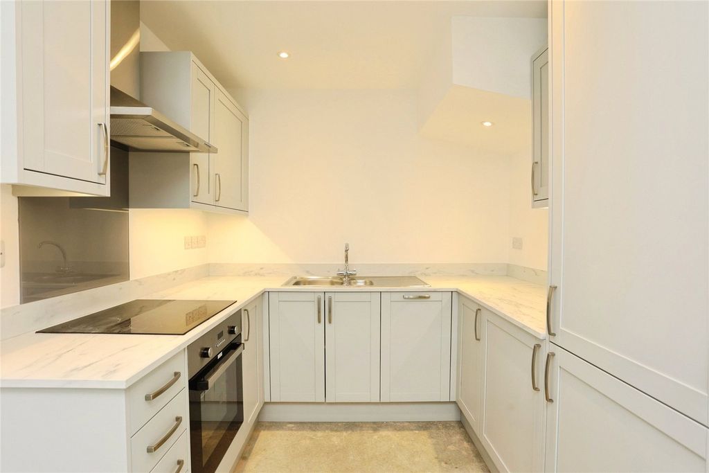 Property photo 3 of 15 Picture No. 07