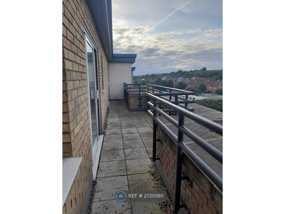 Property photo 3 of 8