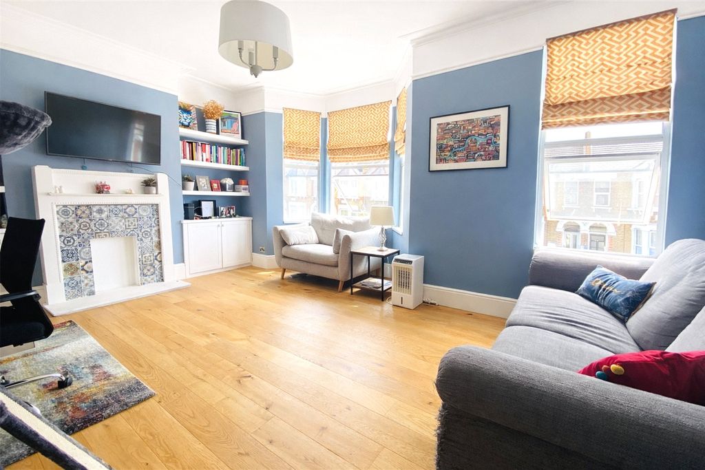 Property photo 2 of 10 Picture 2