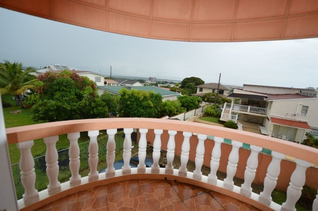 Property photo 2 of 5 <Alttext/>