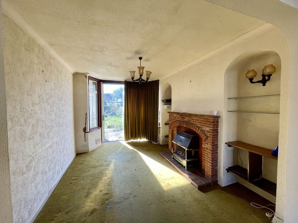 Property photo 3 of 13