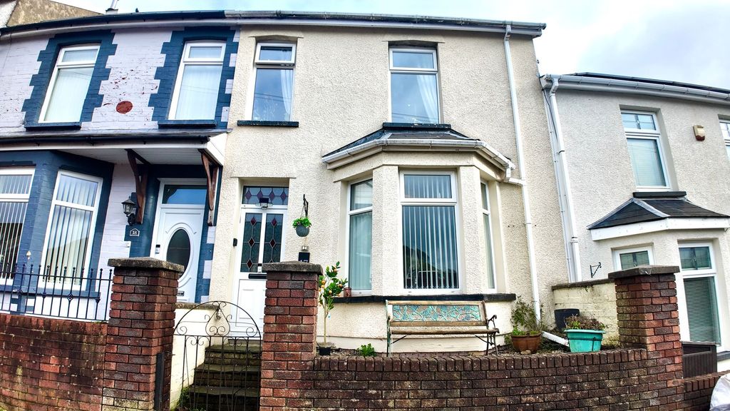 Property photo 1 of 26