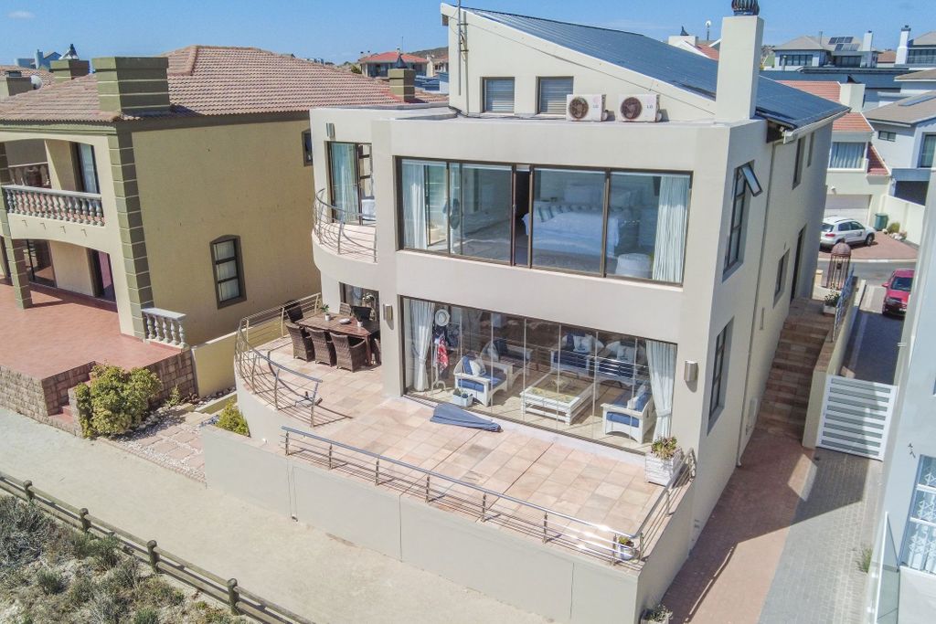 Property photo 1 of 60 La1691886