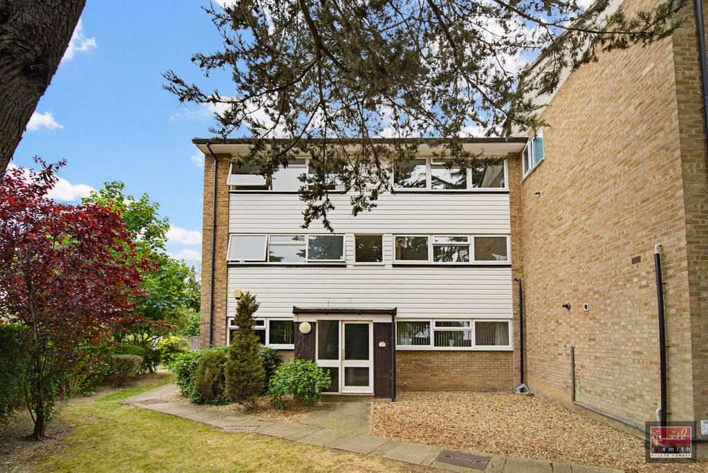 Property photo 1 of 12 Dsc00553