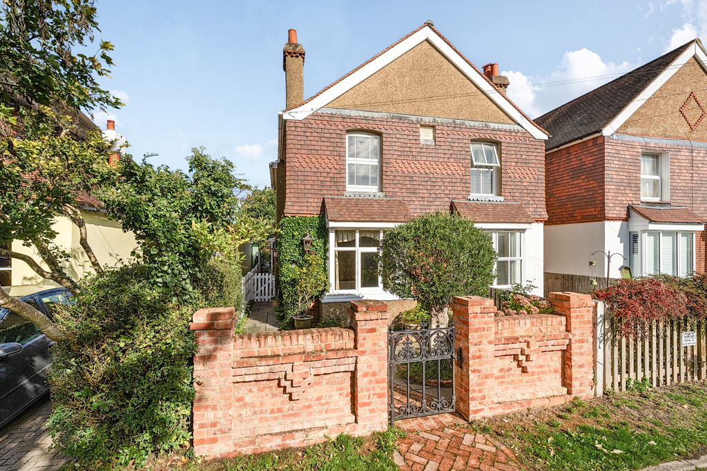 Property photo 1 of 21 1353704-20-68c7E0...