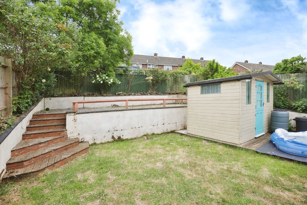 Property photo 3 of 13