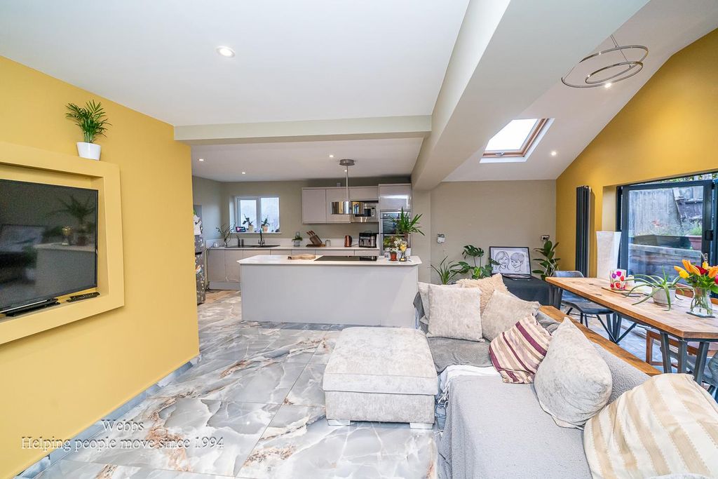 Property photo 2 of 21 Webbs-04945.Jpg