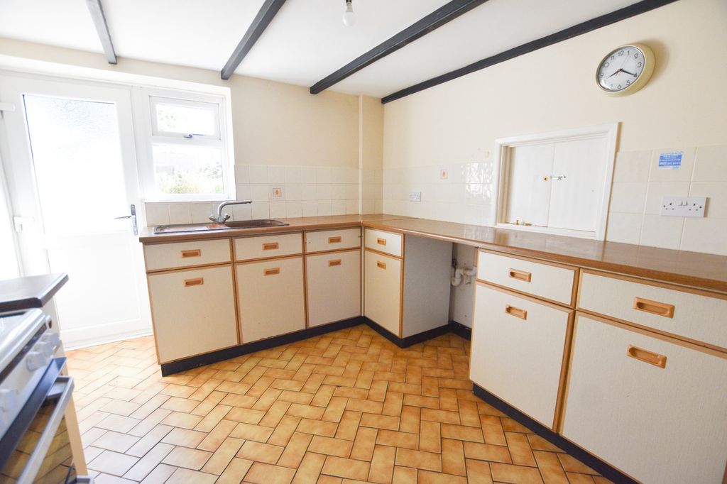 Property photo 3 of 13 Picture No. 30