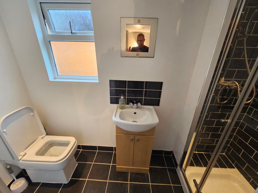 Property photo 2 of 4