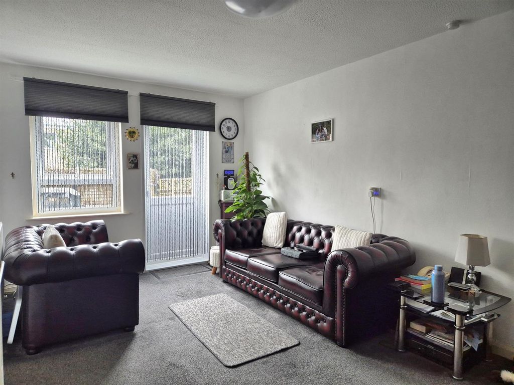 Property photo 2 of 7 20260309_104453_Resized.Jpg