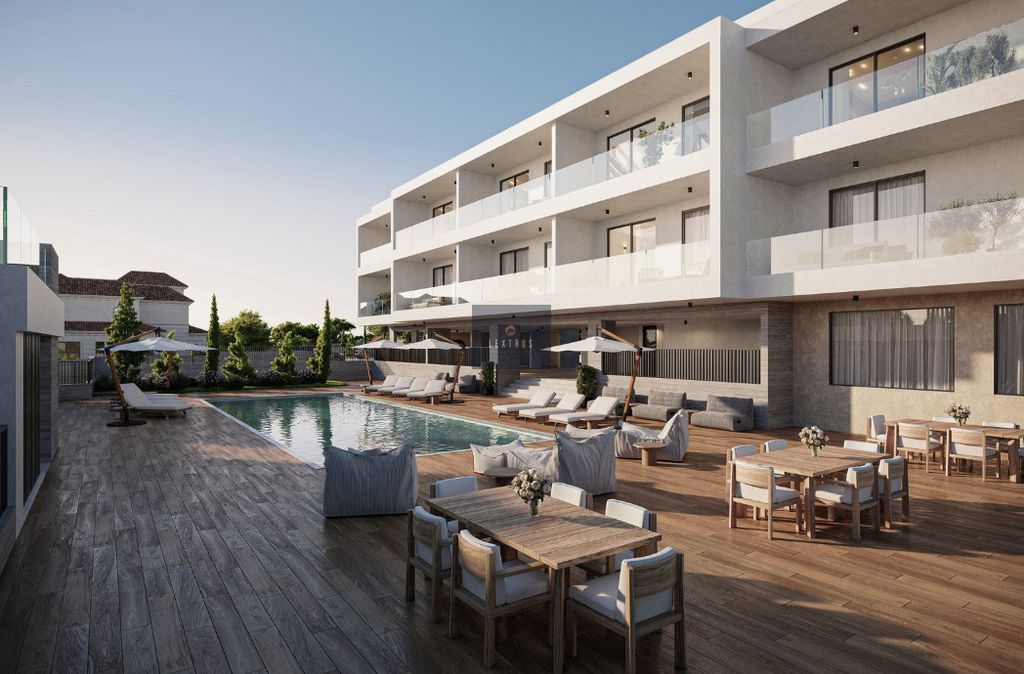 Property photo 2 of 3