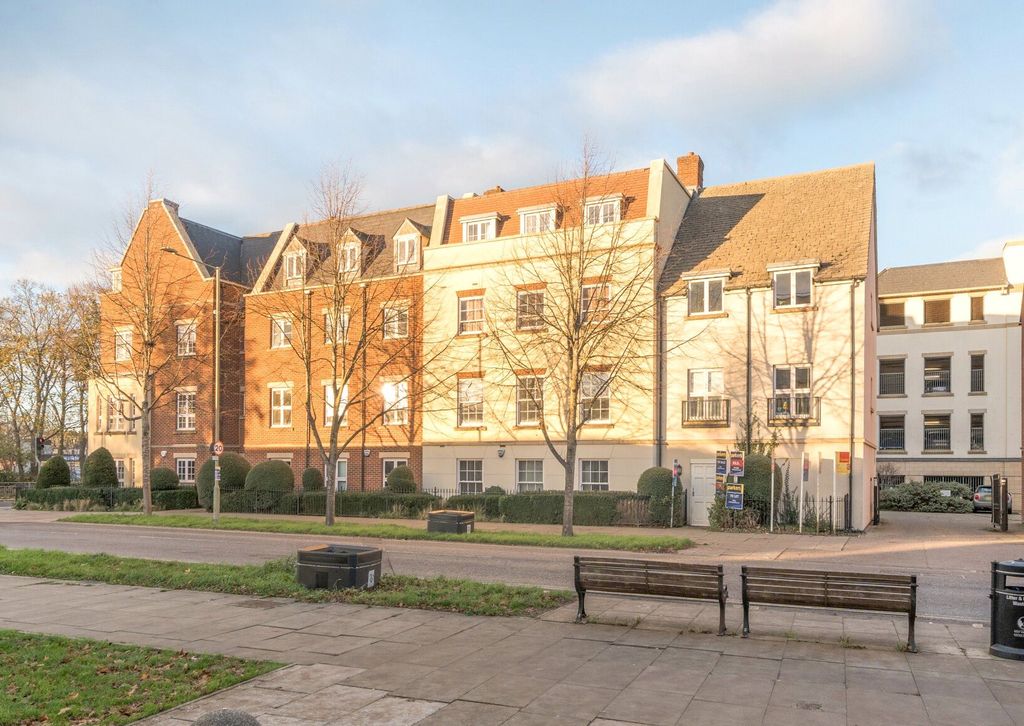 Property photo 1 of 7 Picture No. 18