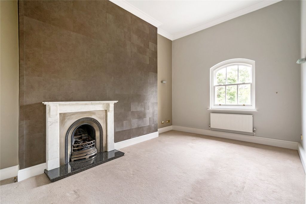 Property photo 2 of 14 Picture No. 01