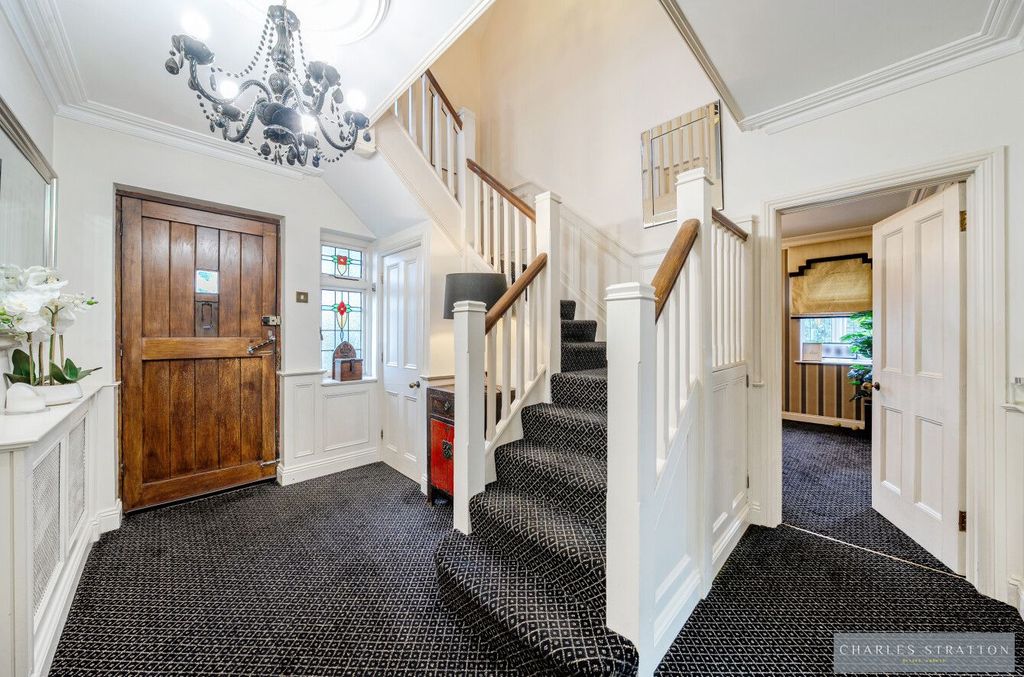 Property photo 2 of 3