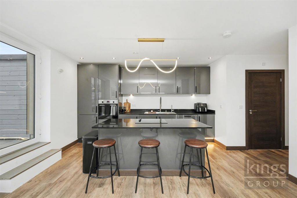 Additional image 7 of 1 bed flat for saleGodfrey House, Edinburgh Gate, Harlow CM20