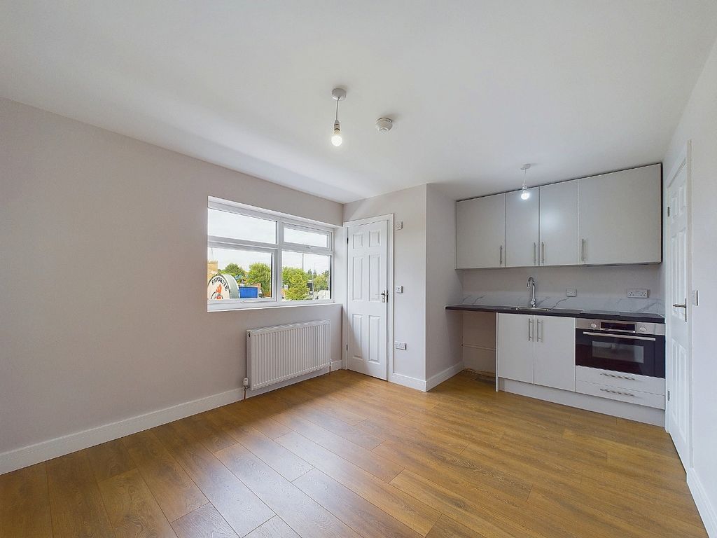 Property photo 1 of 6 3444840