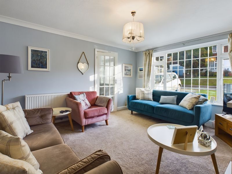 Property photo 2 of 20 Living Room