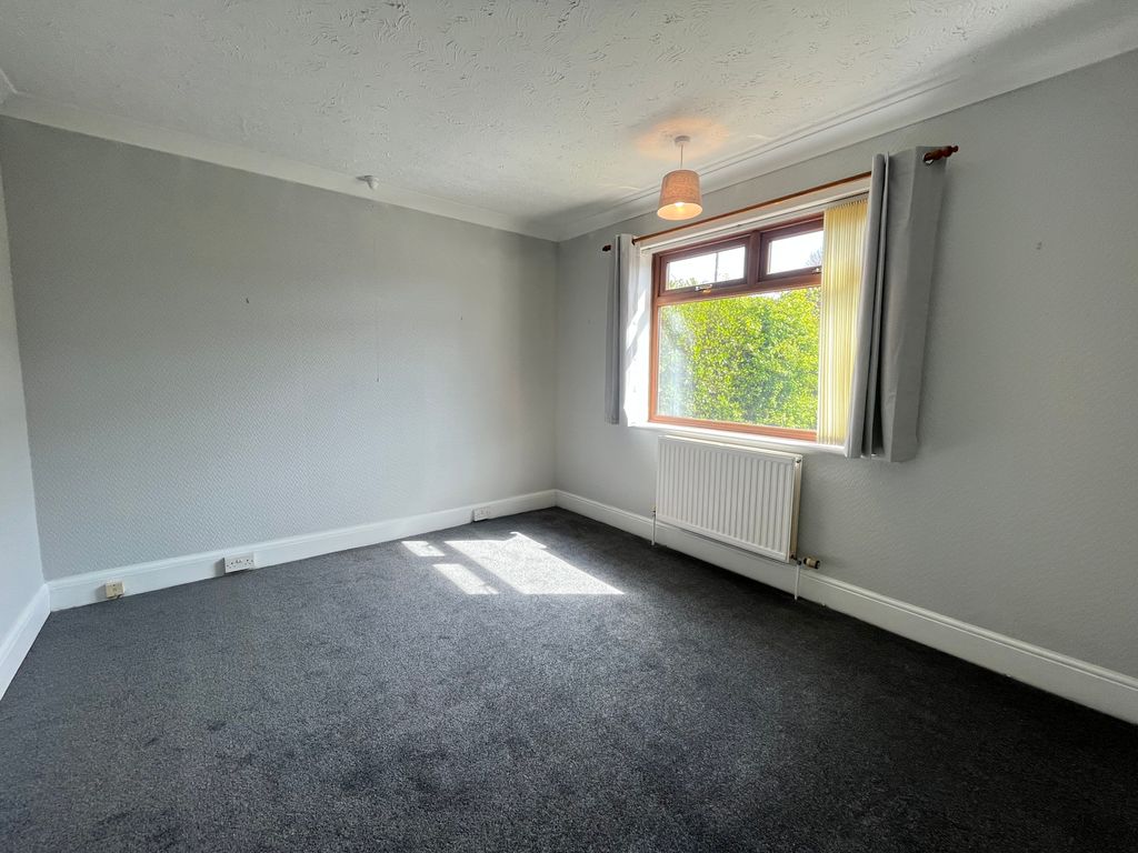 Property photo 2 of 10 Bedroom 2