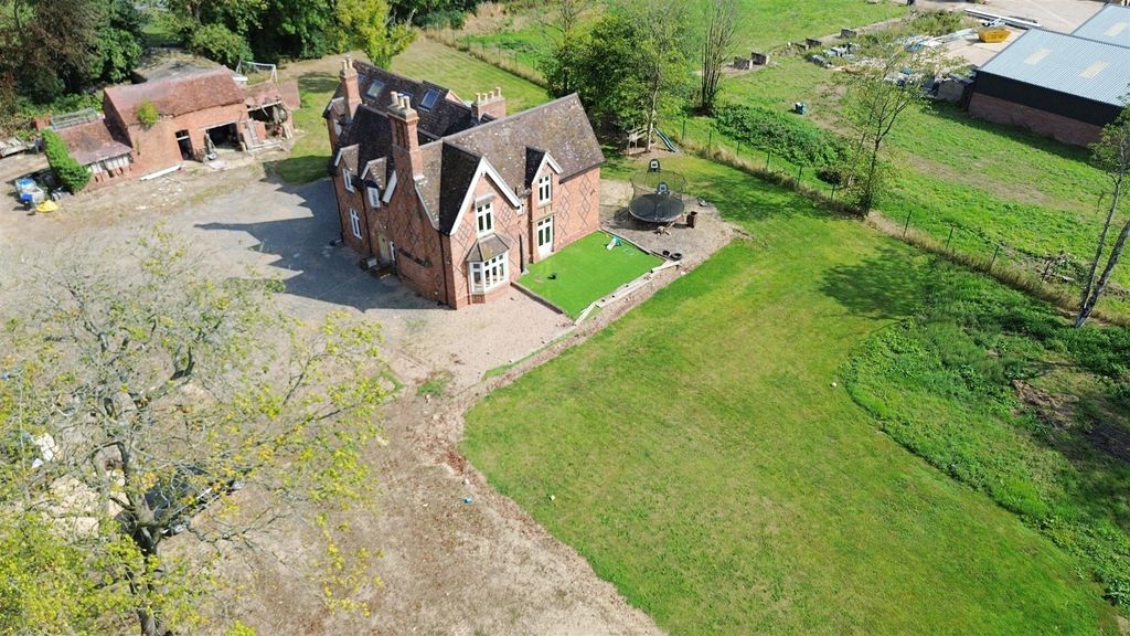 Property photo 2 of 22 Dji_0087.Jpg