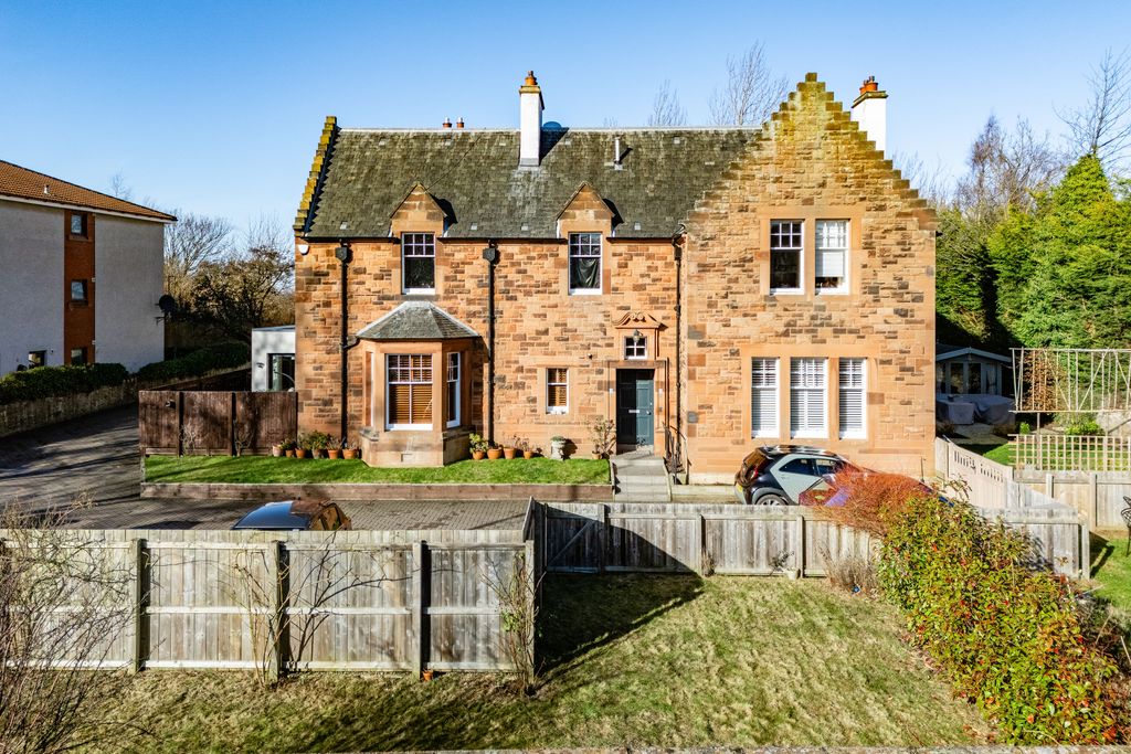 Property photo 1 of 17 Primary Property Image