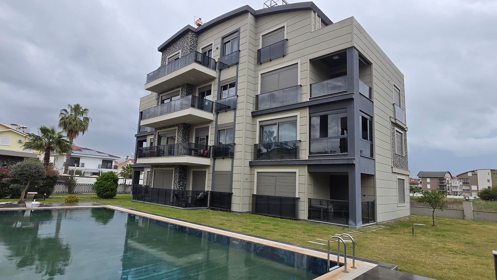 Property photo 2 of 11 Primely Located Apartment In Belek, Antalya For Sale - A Modern Complex With A Communal Pool