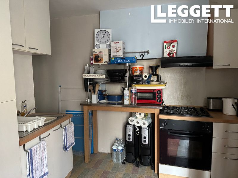 Property photo 2 of 10