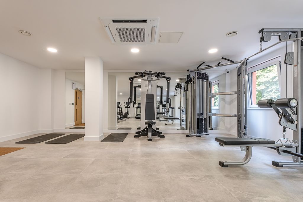 Property photo 3 of 6