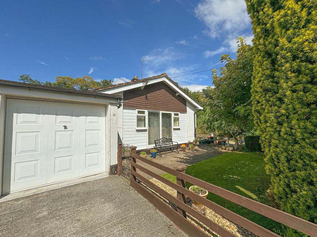 Property photo 1 of 15 Front (2)