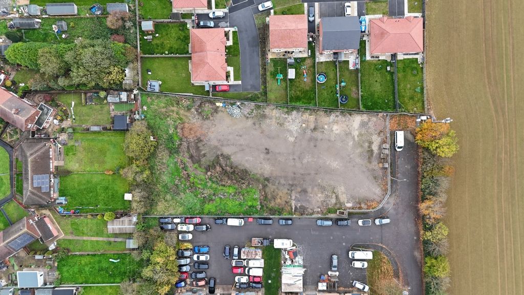 Property photo 3 of 3 Photo 7