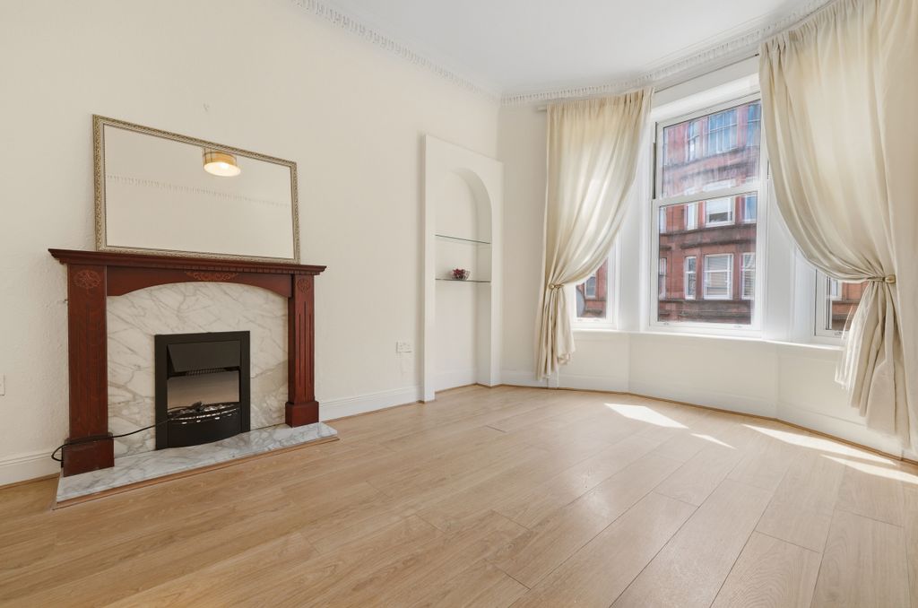 Property photo 2 of 35