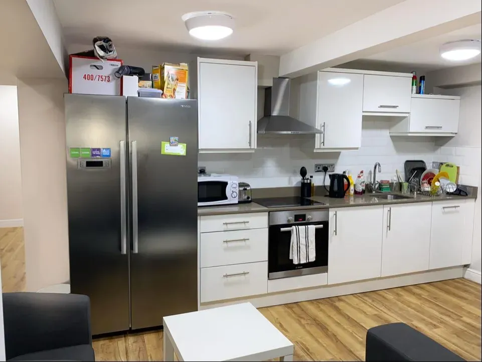 Property photo 1 of 6