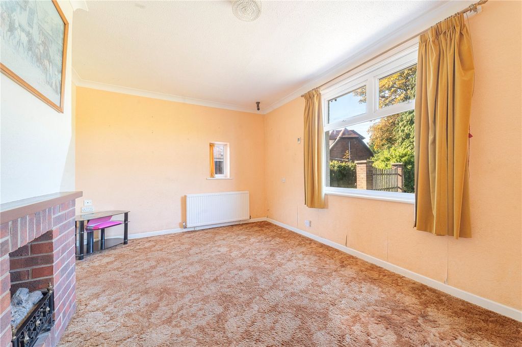 Property photo 3 of 22 Dining Room