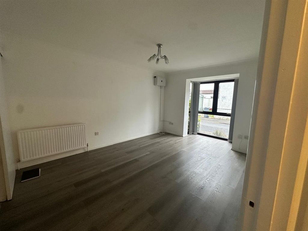 Property photo 2 of 8 Whatsapp Image 2025-10-15 At 11.31.41.Jpeg