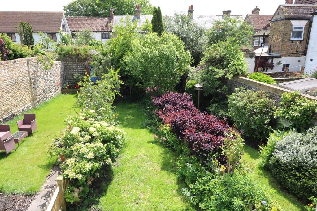 Property photo 2 of 16 3317483