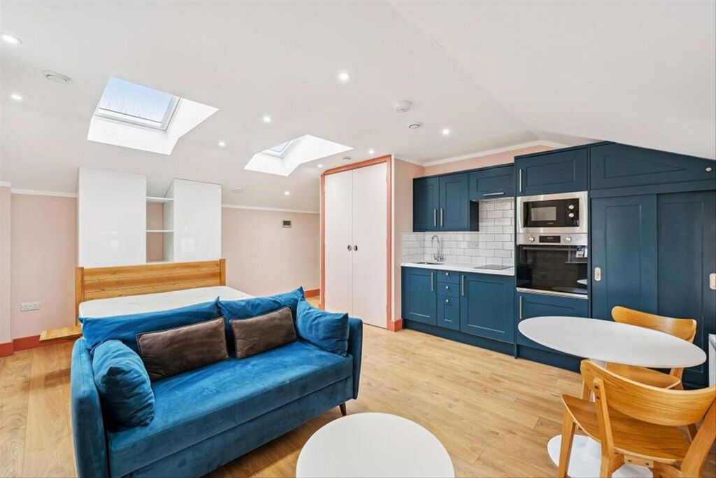 Property photo 2 of 5