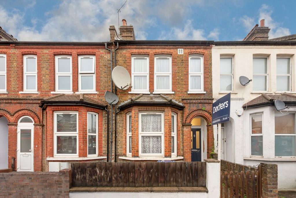 Property photo 1 of 5