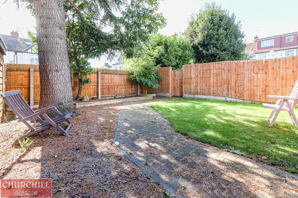 Property photo 3 of 15 Gdn (1 Of 1).Jpg