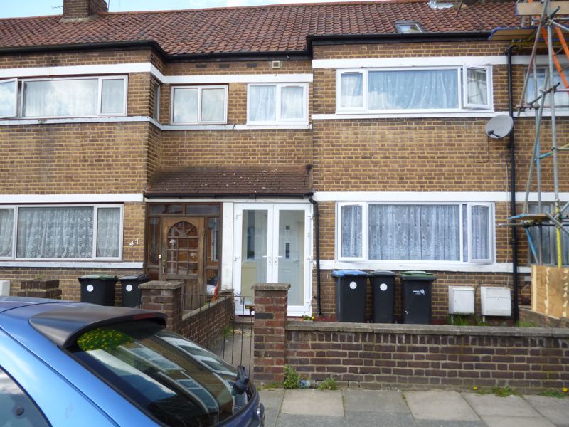 Property photo 1 of 6 Photo 3