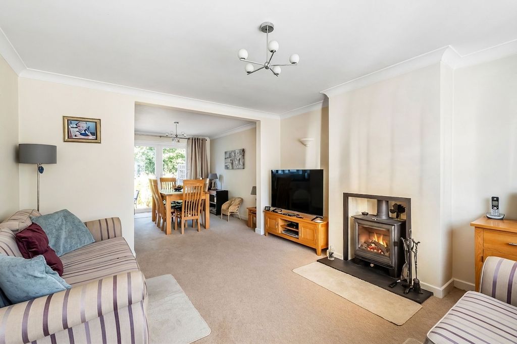 Property photo 2 of 24