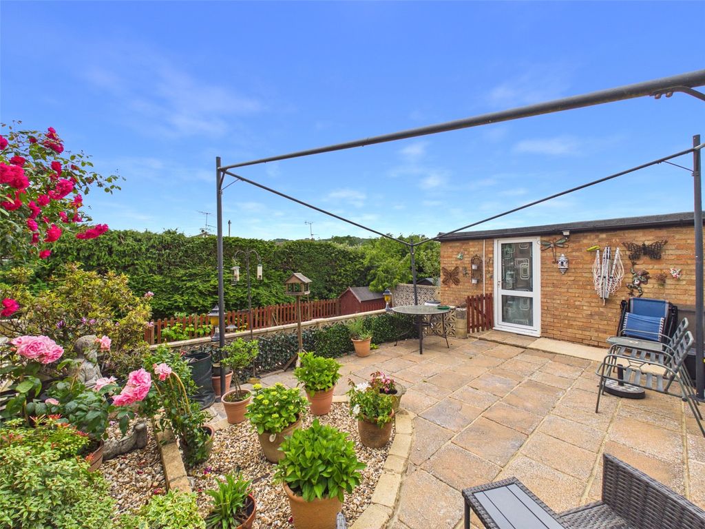 Property photo 2 of 11 Picture No. 02