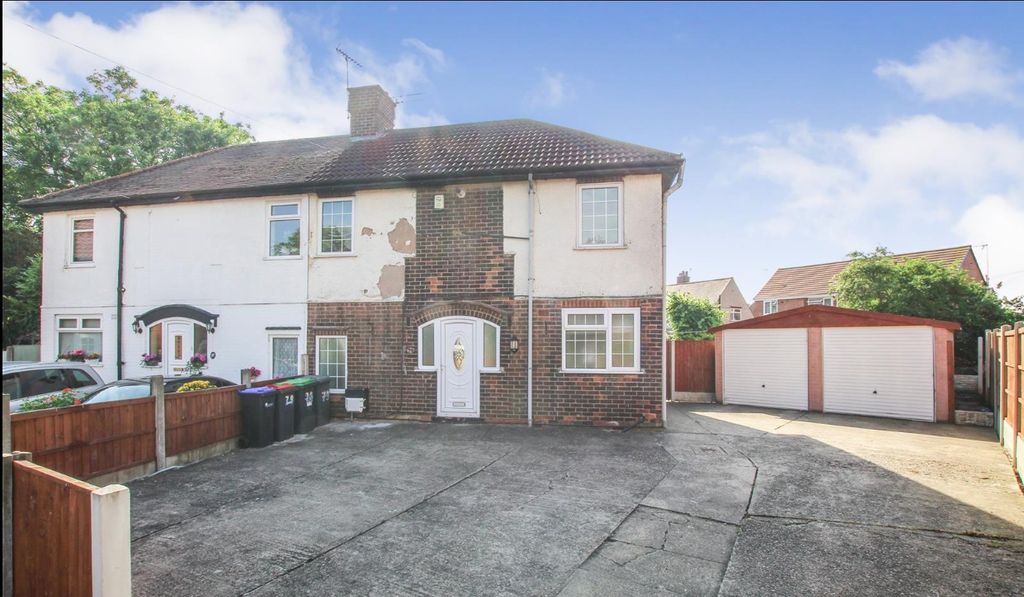 Property photo 2 of 12 5296191
