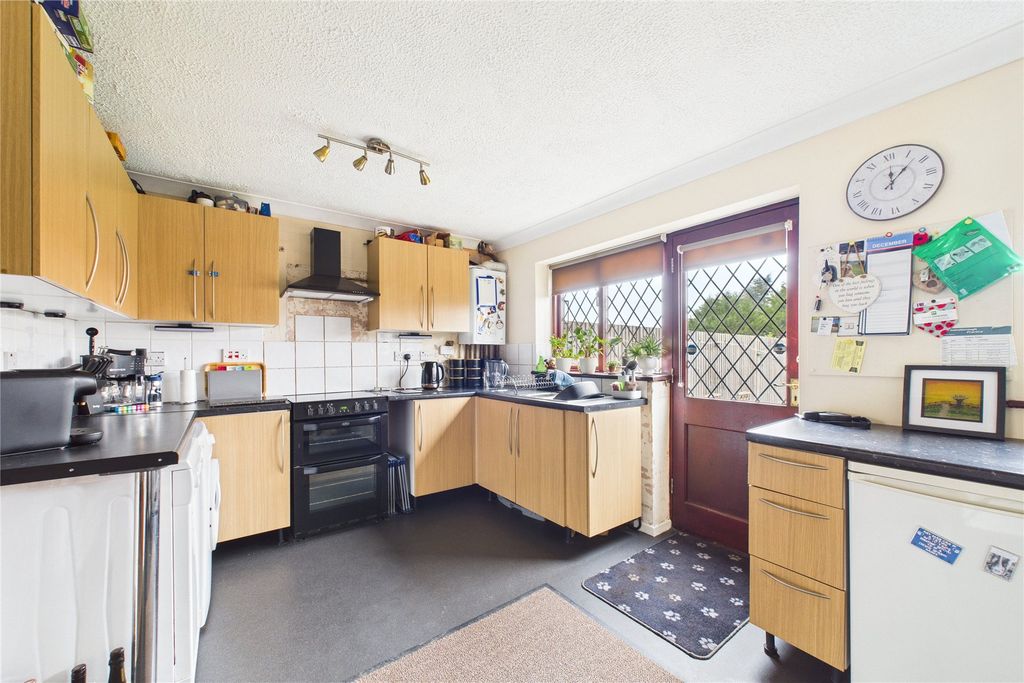 Property photo 3 of 8 Picture No. 08