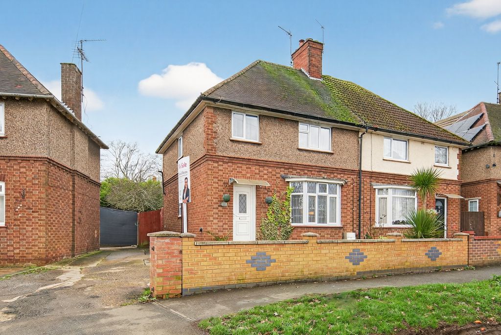 Property photo 1 of 28