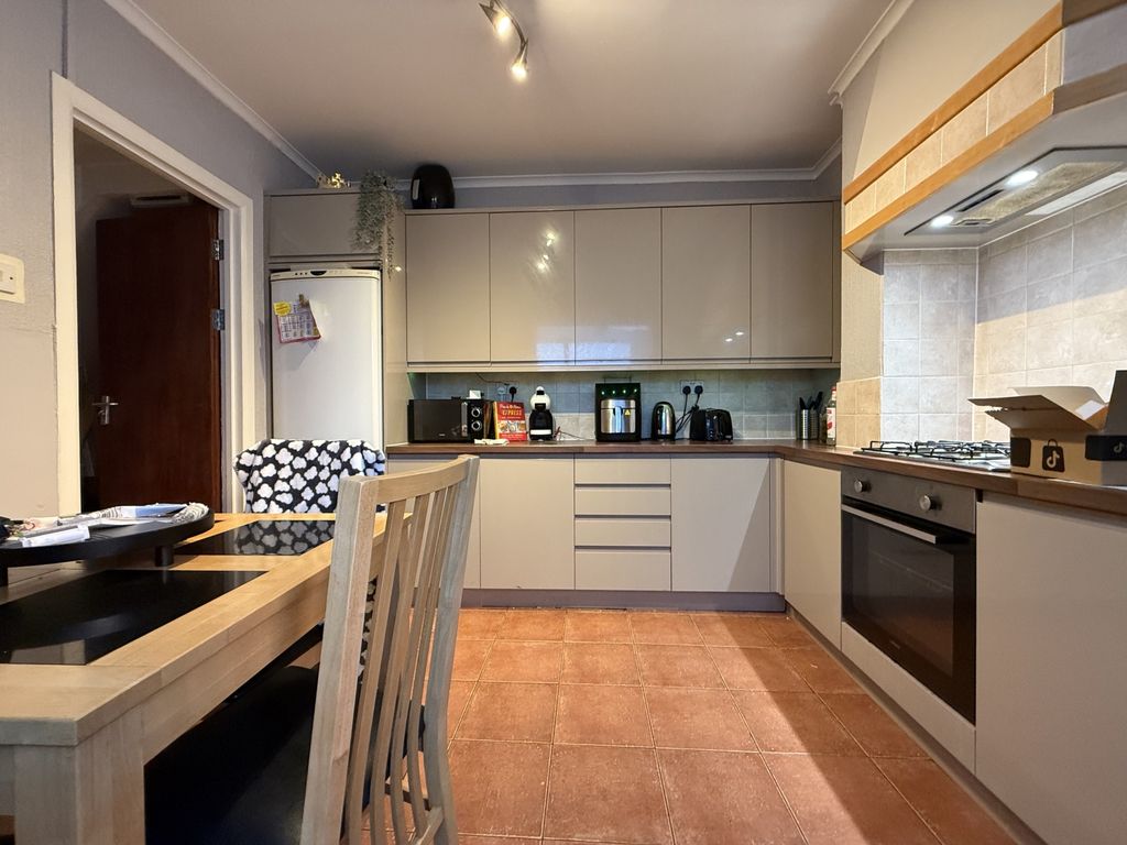 Property photo 3 of 9 Img_1188